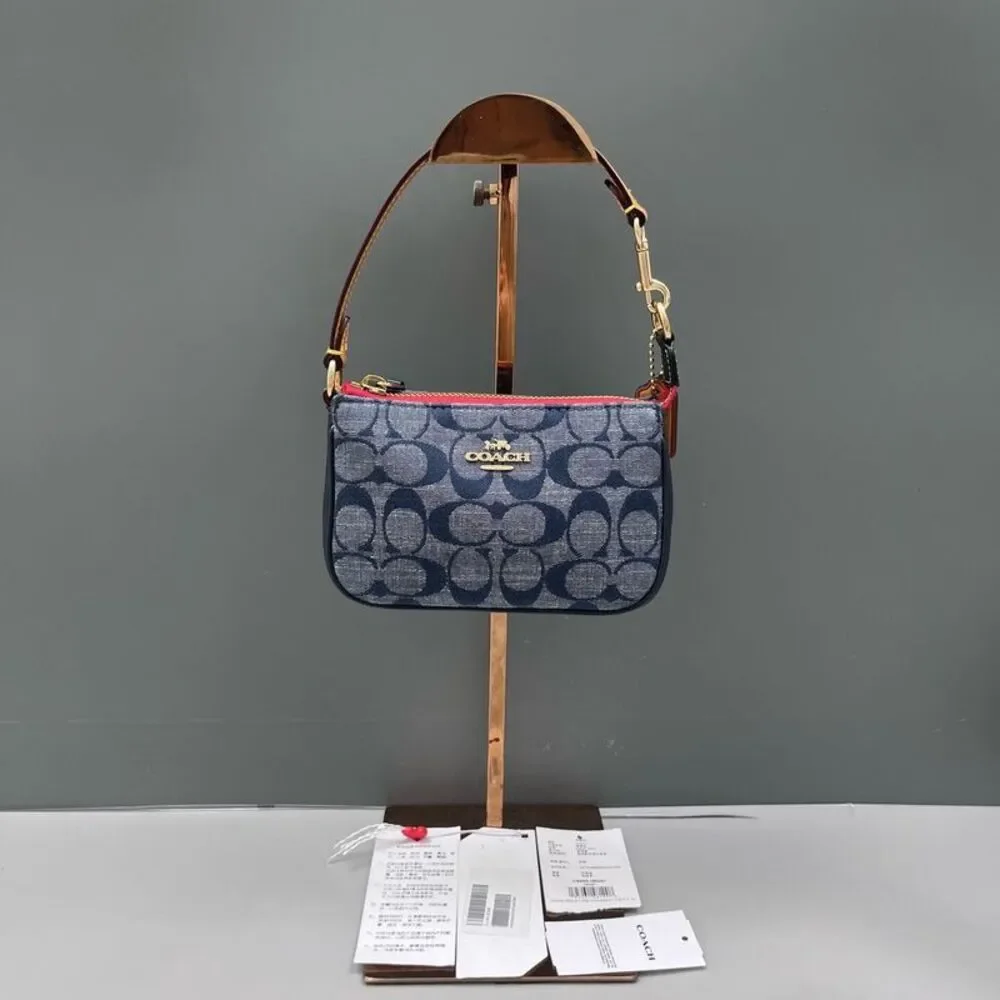 Coach Women Pre-Loved Bag Very Good Condition